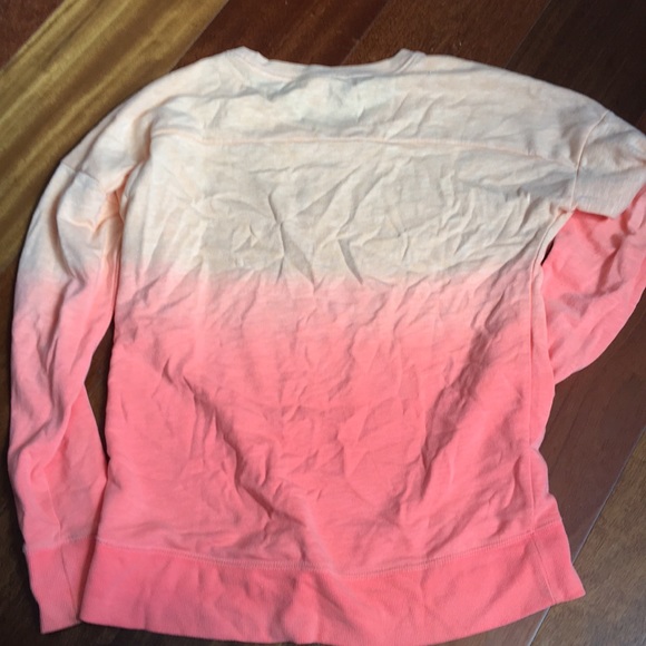 Peach to coral ombré sweatshirt - Picture 2 of 2